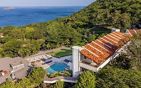 Villas Sol Beach Resort